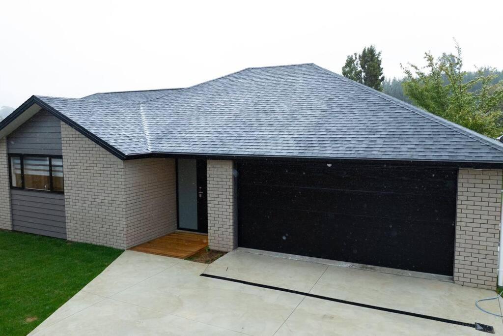 Rotorua Sunshine Brand New 4 Bedroom House 외부 사진