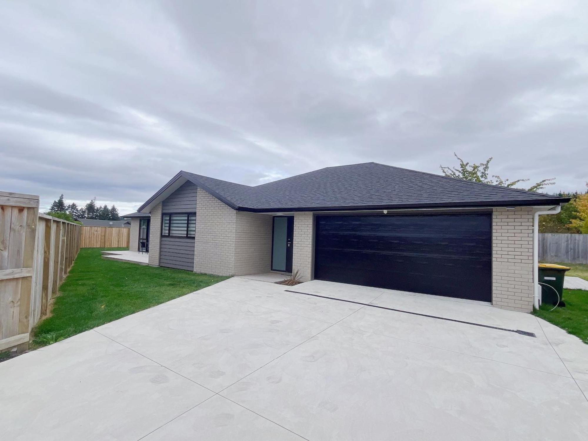 Rotorua Sunshine Brand New 4 Bedroom House 외부 사진